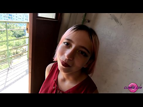 ❤️ Estudyante Sensual Nagsuso sa usa ka Estranghero sa Outback - Cum Sa Iyang Nawong Anal porn sa amon ❌️❤
